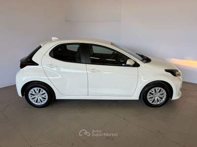 Mazda 2 Hybrid Full Hybrid Electric 1.5 VVT Pure Bianco usata Monza