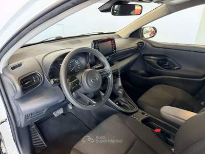 Mazda 2 Hybrid Full Hybrid Electric 1.5 VVT Pure Bianco usata Monza