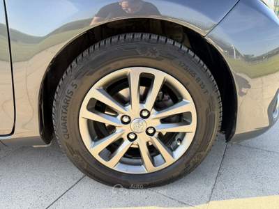 Toyota Yaris 1.4 D-4D Lounge Grigio usata Affi