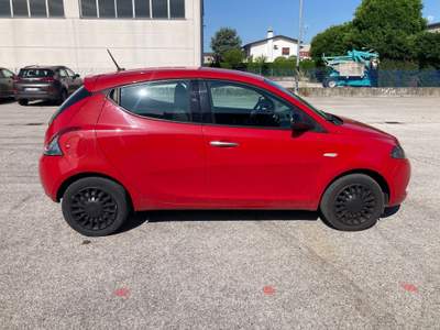 Lancia Ypsilon 5 porte GPL Ecochic Silver Rosso usata Maserà di Padova