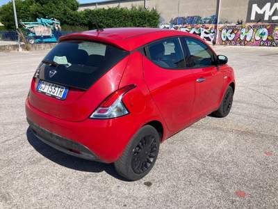 Lancia Ypsilon 5 porte GPL Ecochic Silver Rosso usata Maserà di Padova