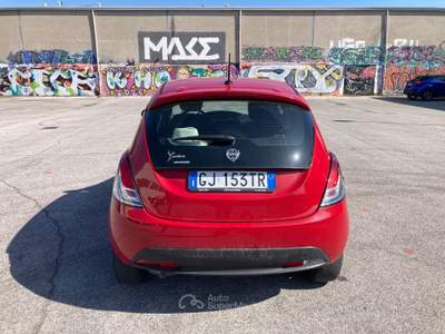 Lancia Ypsilon 5 porte GPL Ecochic Silver Rosso usata Maserà di Padova