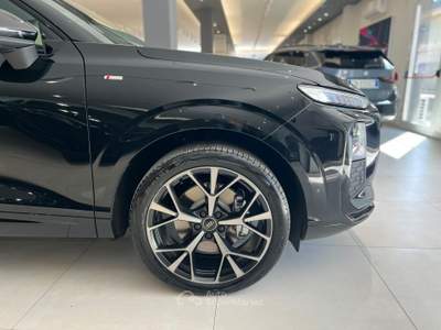 Audi Q3 TDI 110 kW S tronic S Line Edition Nero usata Palermo