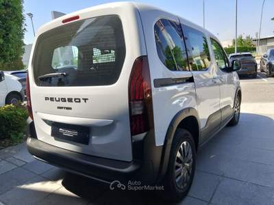 Peugeot Rifter 1.5 BlueHDi 130cv Allure Long  *PROMO AZZURRA, 5 POSTI, I.E.* Bianco usata Suzzara