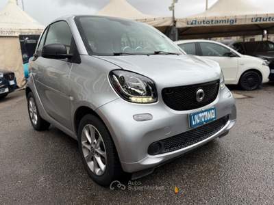 Smart ForTwo fortwo 70 1.0 twinamic Prime Grigio usata Nocera Inferiore