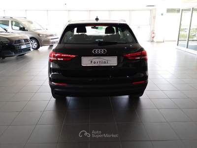 Audi Q3 1.5 35 TFSI Business stronic Nero usata Figline e Incisa Valdarno