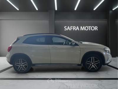 Mercedes-Benz GLA GLA 200 d Enduro Activity 4matic auto Bianco usata Rende