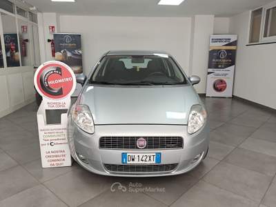 Fiat Grande Punto Grande Punto 5p 1.3 mjt 16v Dynamic 90cv 6m  Grigio usata Striano