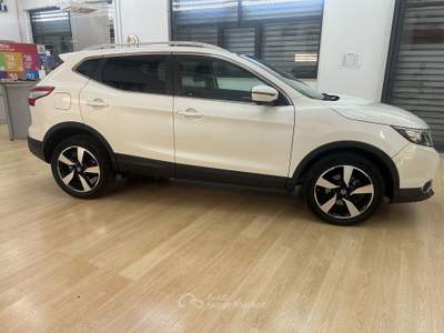 Nissan Qashqai 1.2 DIG-T 115 N-Connecta usata BARI