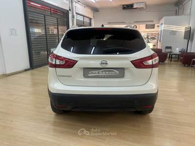 Nissan Qashqai 1.2 DIG-T 115 N-Connecta usata BARI
