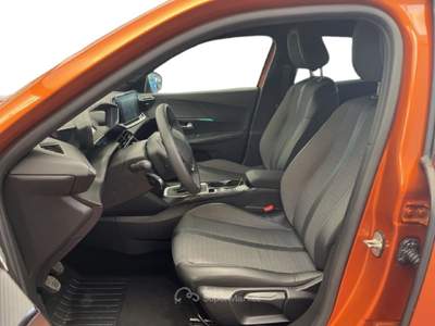 Peugeot 2008 II 2020 1.2 puretech Allure s&s 100cv Arancione usata Torino