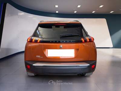 Peugeot 2008 II 2020 1.2 puretech Allure s&s 100cv Arancione usata Torino