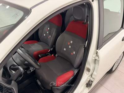 Fiat Panda 1.3  Multijet 95cv Lounge Bianco usata Caresanablot