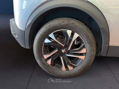 Peugeot 2008 II 2020 1.2 puretech Allure Pack s&s 100cv usata Torino