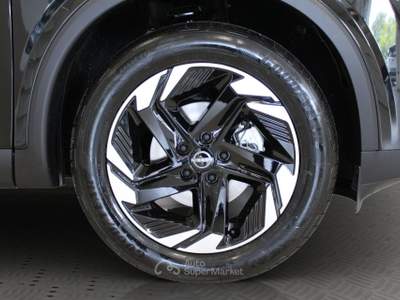 Nissan Qashqai 1.3 MHEV 158 N-Connecta CVT Nero usata Venezia