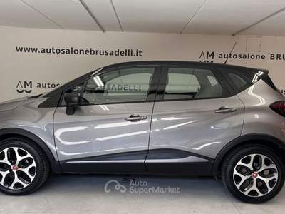 Renault Captur 0.9 TCe 90cv Energy INTENS  PACK EXTEND GRIP Grigio usata Galbiate