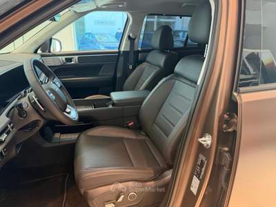 Hyundai Santamo 1.6 T-GDI PHEV 4WD A/T 7posti Xclass usata Castellammare di Stabia