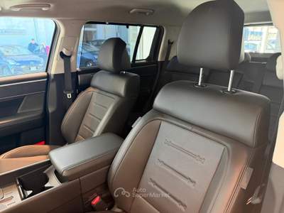 Hyundai Santamo 1.6 T-GDI PHEV 4WD A/T 7posti Xclass usata Castellammare di Stabia
