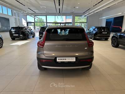 Volvo XC40 T5 Plug-in Hybrid Recharge Inscription Grigio usata Forlì