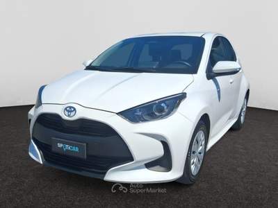 Toyota Yaris active 68kw90cv Bianco usata Sarzana