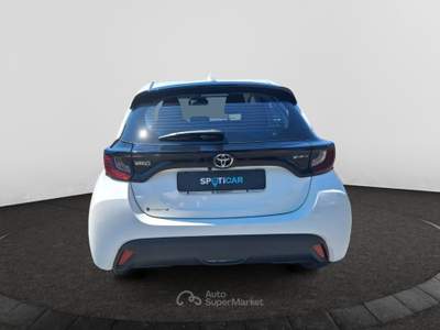 Toyota Yaris active 68kw90cv Bianco usata Sarzana