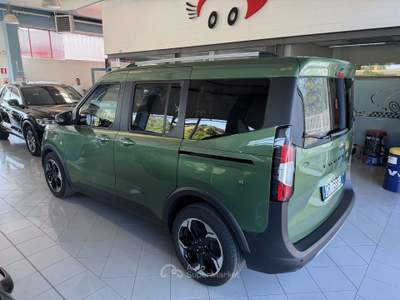 Ford Tourneo Courier 124cv Verde usata Romagnano Sesia