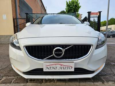 Volvo V40 2.0 D2 Kinetic*Clima*Cerchi*Euro6*Unipro* Bianco usata Modena