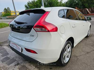 Volvo V40 2.0 D2 Kinetic*Clima*Cerchi*Euro6*Unipro* Bianco usata Modena