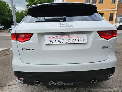 Jaguar F-Pace 2.0D 240cv R-Sport Awd*Pelle*Navi*Tetto*Pdc*Euro6* Bianco usata Modena