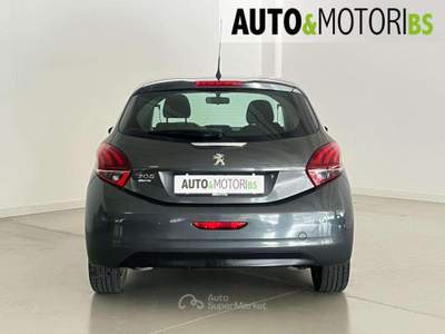 Peugeot 208 1° serie PureTech 82 5 porte Active *GPL* Grigio usata Concesio
