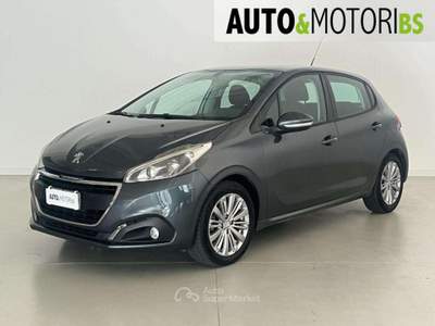 Peugeot 208 1° serie PureTech 82 5 porte Active *GPL* Grigio usata Concesio
