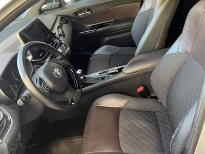 Toyota C-HR E-CVT LOUNGE - UNICO PROPRIETARIO - ANCHE PER NEOPATENTATI - PREZZO NON VINCOLATO A FINZANZIAMENTO Grigio usata Varese