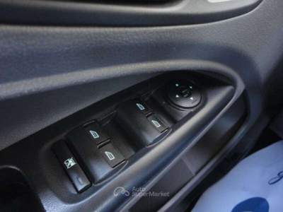 Ford Transit Connect Transit Connect 220 1.5 TDCi 100CV PC Combi Trend N1 Bianco usata Castiglione delle Stiviere