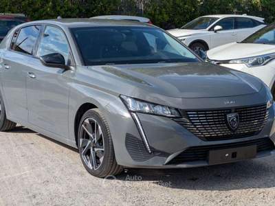 Peugeot 308 ALLURE 1.2 PureTech 130cv 360CAM Nero usata Roma