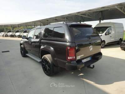 Volkswagen Amarok Amarok 3.0 V6 TDI 4MOTION BMT permanente aut. DC Comfortline Nero usata Castiglione delle Stiviere