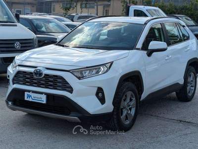 Toyota RAV4 BUSINESS 2.5VVT-IE 222cv(178cv) AWD-I E-CVT Bianco usata Roma