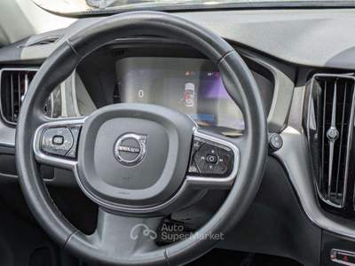 Volvo XC60 PLUS DARK 2.0d B4 AWD 197cv Nero usata Roma