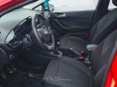 Ford Fiesta GPL 5 porte Titanium Rosso usata Pisa