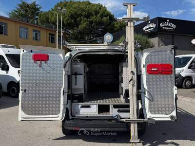 Fiat Doblò 1.6mjt 105cv OFFICINA MOBILE Bianco usata Salerno