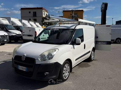 Fiat Doblò 1.6mjt 105cv OFFICINA MOBILE Bianco usata Salerno