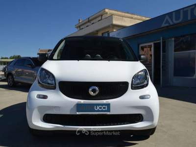Smart ForTwo 1.0 twinamic 70 CV Youngster Automatica Bianco usata Ardea