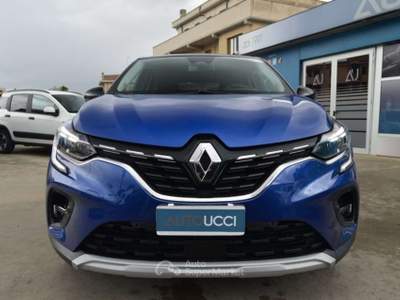 Renault Captur TCe 1.0 Techno 90 CV Blu/Azzurro usata Ardea