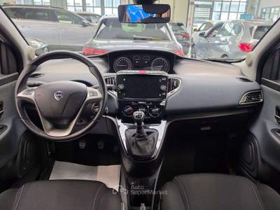 Lancia Ypsilon Ypsilon 1.0 Hybrid Gold s&s 70cv Grigio usata Torino