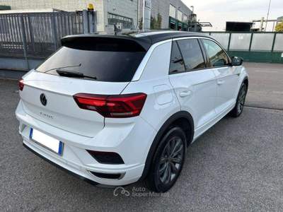Volkswagen T-Roc 1.5 TSI ACT DSG R-Line *UNIPRO* *TAGLIANDI VW* Bianco usata San Giuliano Milanese