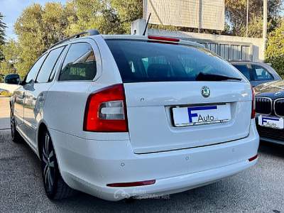 Skoda Octavia CR F.AP. Wagon Elegance Bianco usata San Michele Salentino