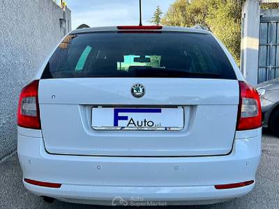 Skoda Octavia CR F.AP. Wagon Elegance Bianco usata San Michele Salentino
