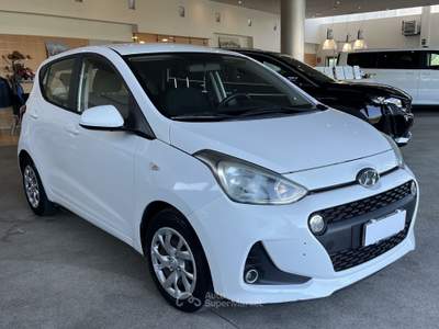 Hyundai i10 1.0 MPI 67 cv - OK NEOPATENTATI Nero usata Guamo-Capannori