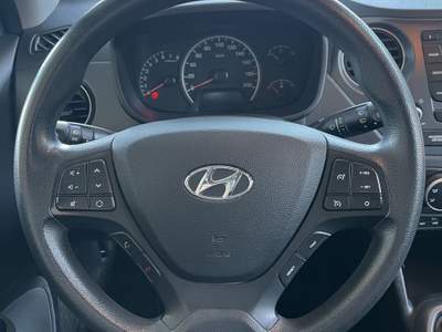 Hyundai i10 1.0 MPI 67 cv - OK NEOPATENTATI Nero usata Guamo-Capannori