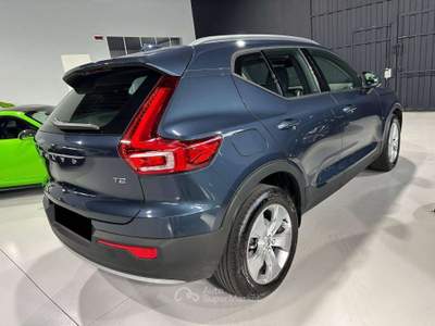 Volvo XC40 XC40 1.5 t2 Momentum Core my21 Blu/Azzurro usata Luzzara