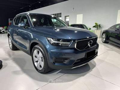 Volvo XC40 XC40 1.5 t2 Momentum Core my21 Blu/Azzurro usata Luzzara